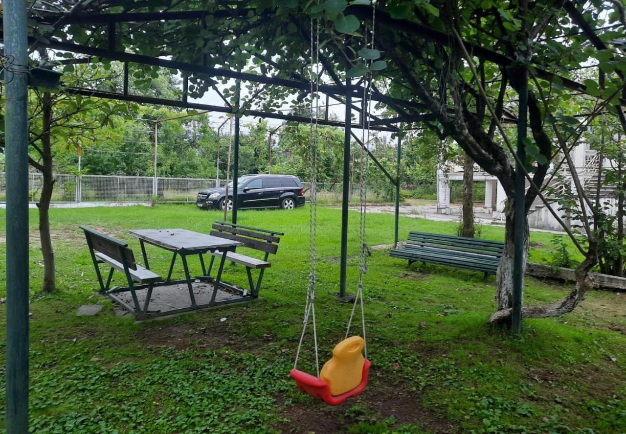 Kobuleti 4-Bedroom Apartment Esterno foto